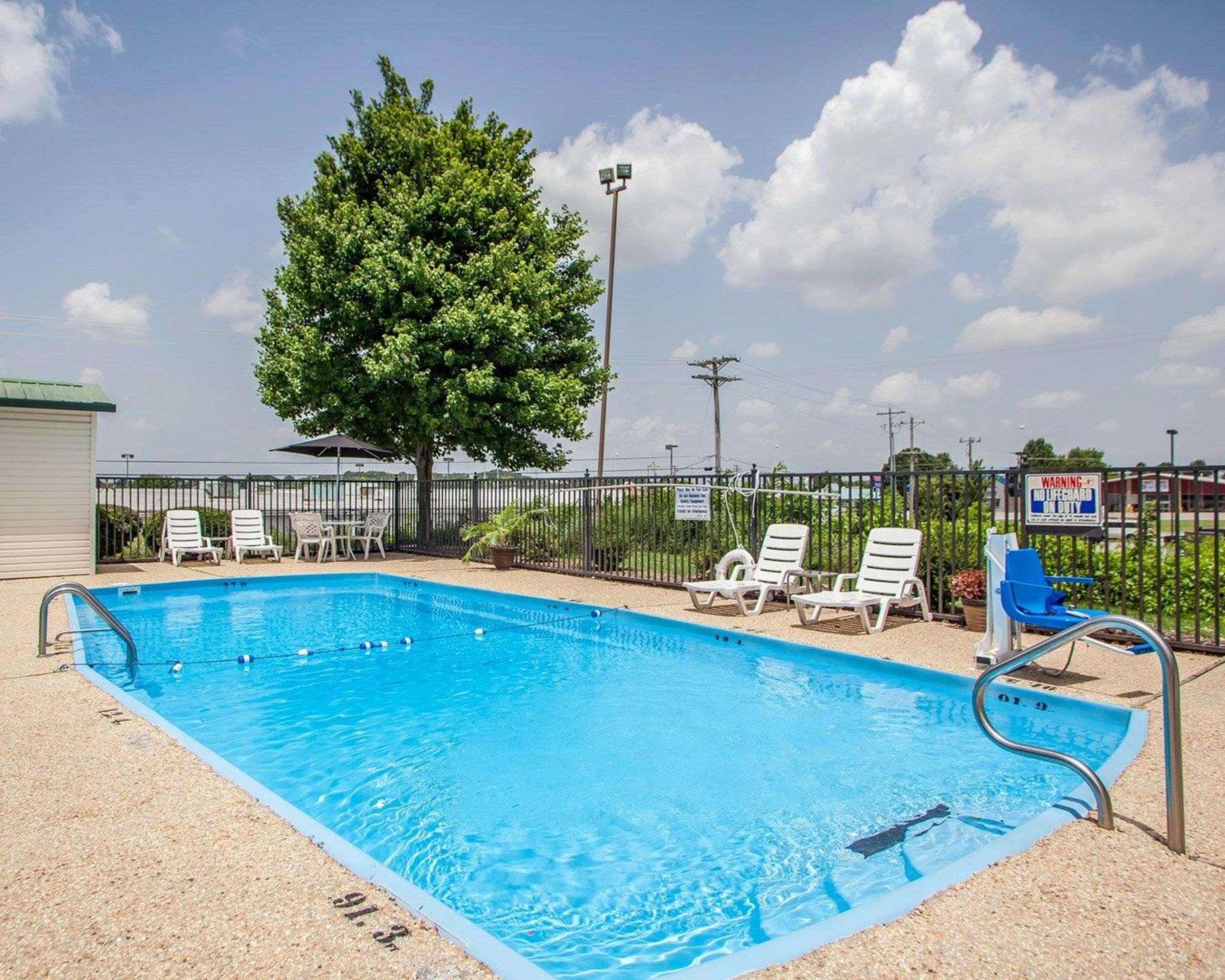 Quality Inn Florence Muscle Shoals Exterior photo